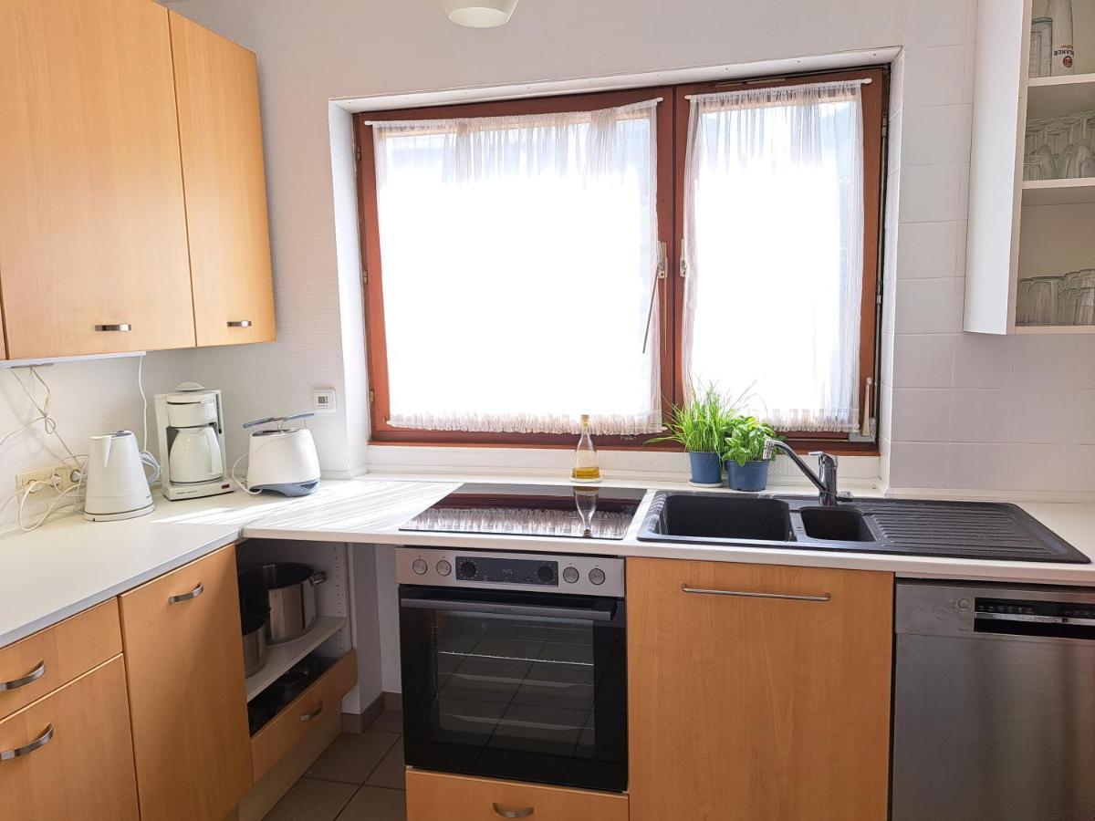 Haus Mit Idyllischem Seeblick Schalkenmehren Luaran gambar