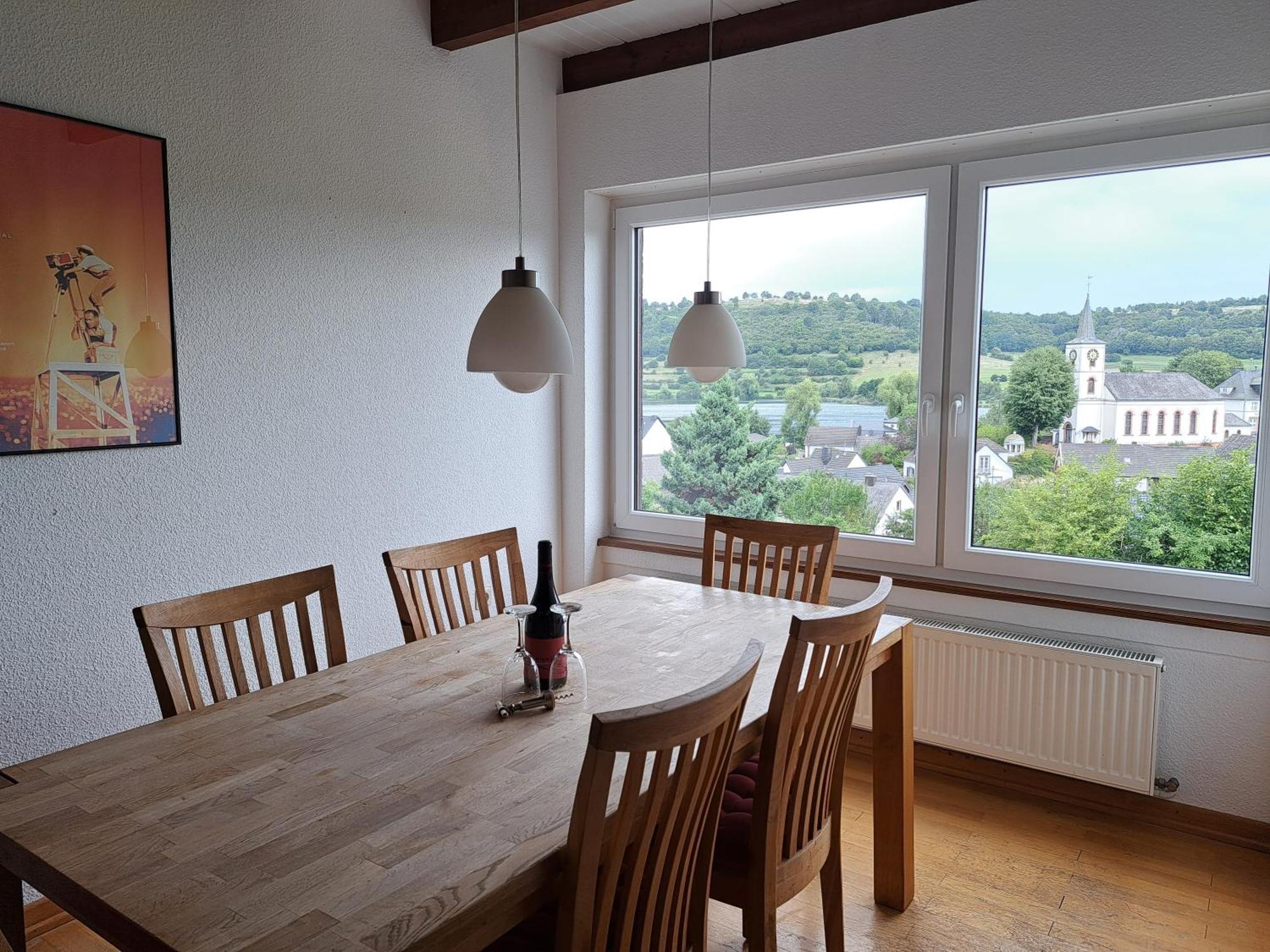 Haus Mit Idyllischem Seeblick Schalkenmehren Luaran gambar